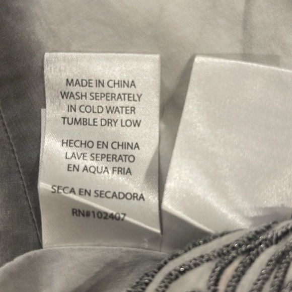 ROAR Embroidered Gray Long Sleeve Women’s Shirt - Size L - - Picture 14 of 15